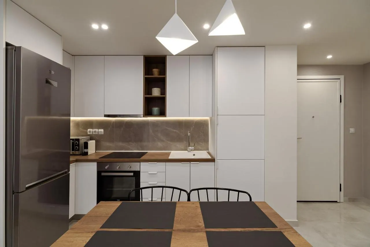 Blu & Marrone Suites-Parking Included Thessaloniki