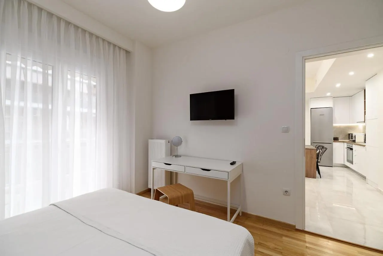 Blu & Marrone Suites-Parking Included Thessaloniki 0*,  Greece