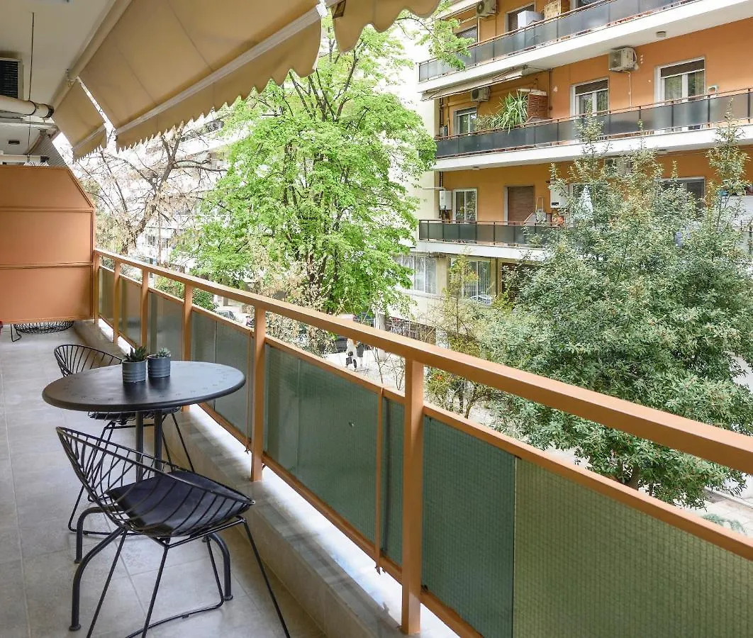 Blu & Marrone Suites-Parking Included Thessaloniki