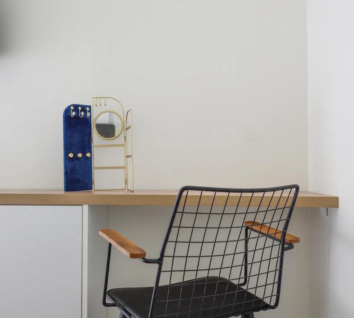Blu & Marrone Suites-Parking Included Thessaloniki