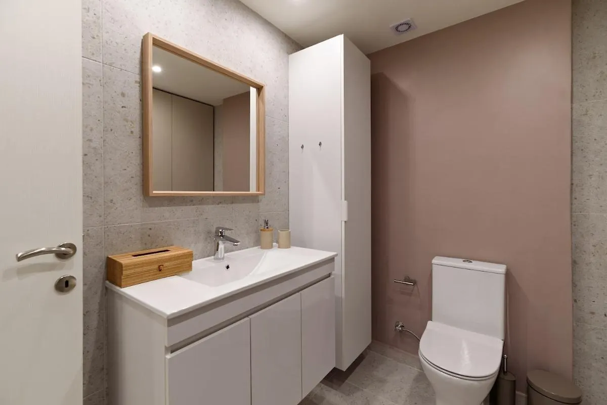 Blu & Marrone Suites-Parking Included سالونيك